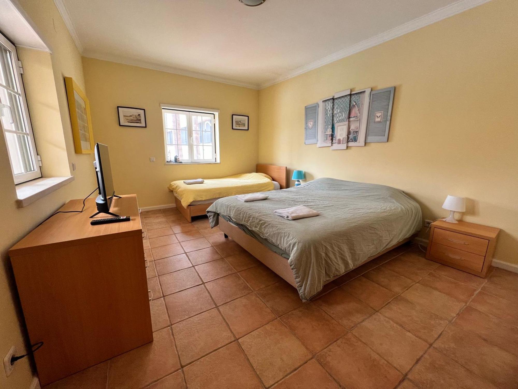 B&B With Heated Pool Сан-Мартінню-ду-Порту Екстер'єр фото